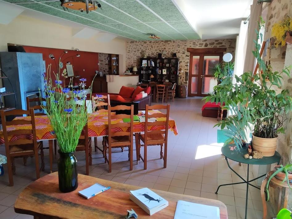 Bed and Breakfast La Tribu De Lavaud Saint-Quentin-sur-Charente Exteriér fotografie